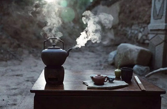 圍爐煮茶|適合煮著喝的茶有哪些？[精制鋼圍爐|炭火爐|圍爐茶桌]