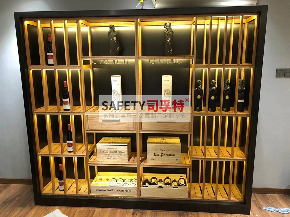 定制不銹鋼酒柜酒架有哪些優(yōu)點？[司孚特不銹鋼酒柜](圖1)